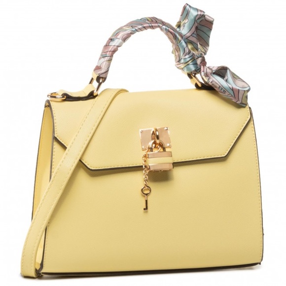 Purses - Picture 5 of 6